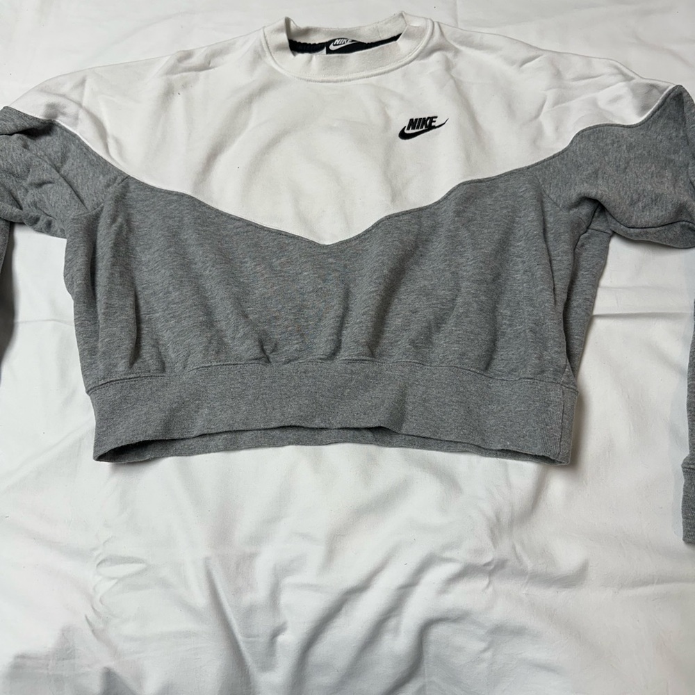 Nike Women's Two-Tone Gray and White Hoodie
